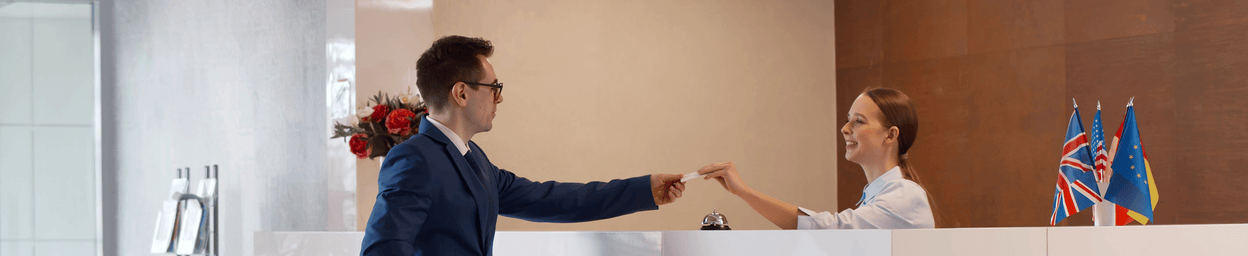 Ekrany dla branży hotelarskiej i gastronomii